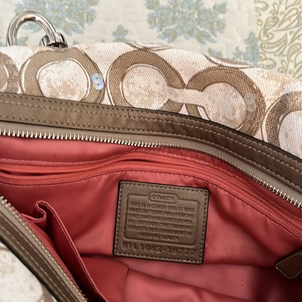 Purse - Picture 6 of 6
